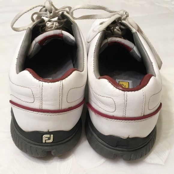 FJ DryJoy’s Tour Spikeless Golf Shoes - Picture 6 of 7